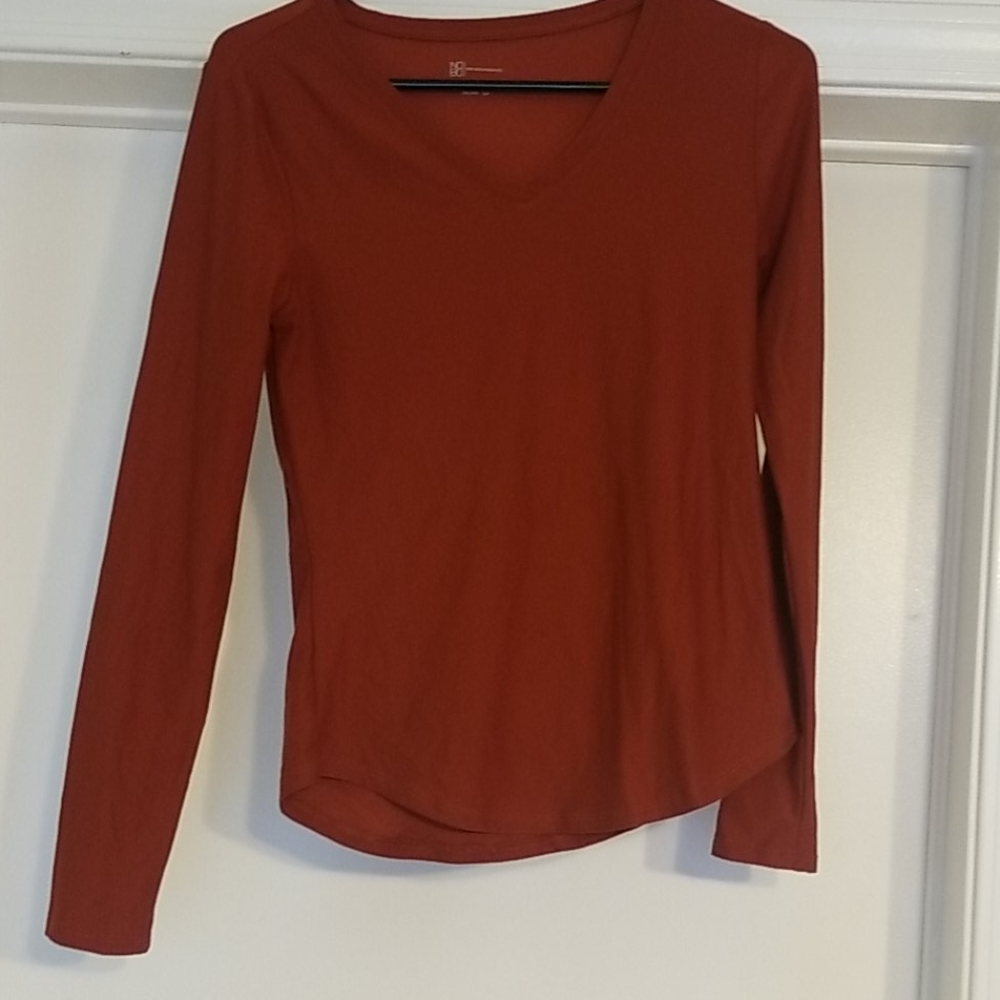 Long sleeve top